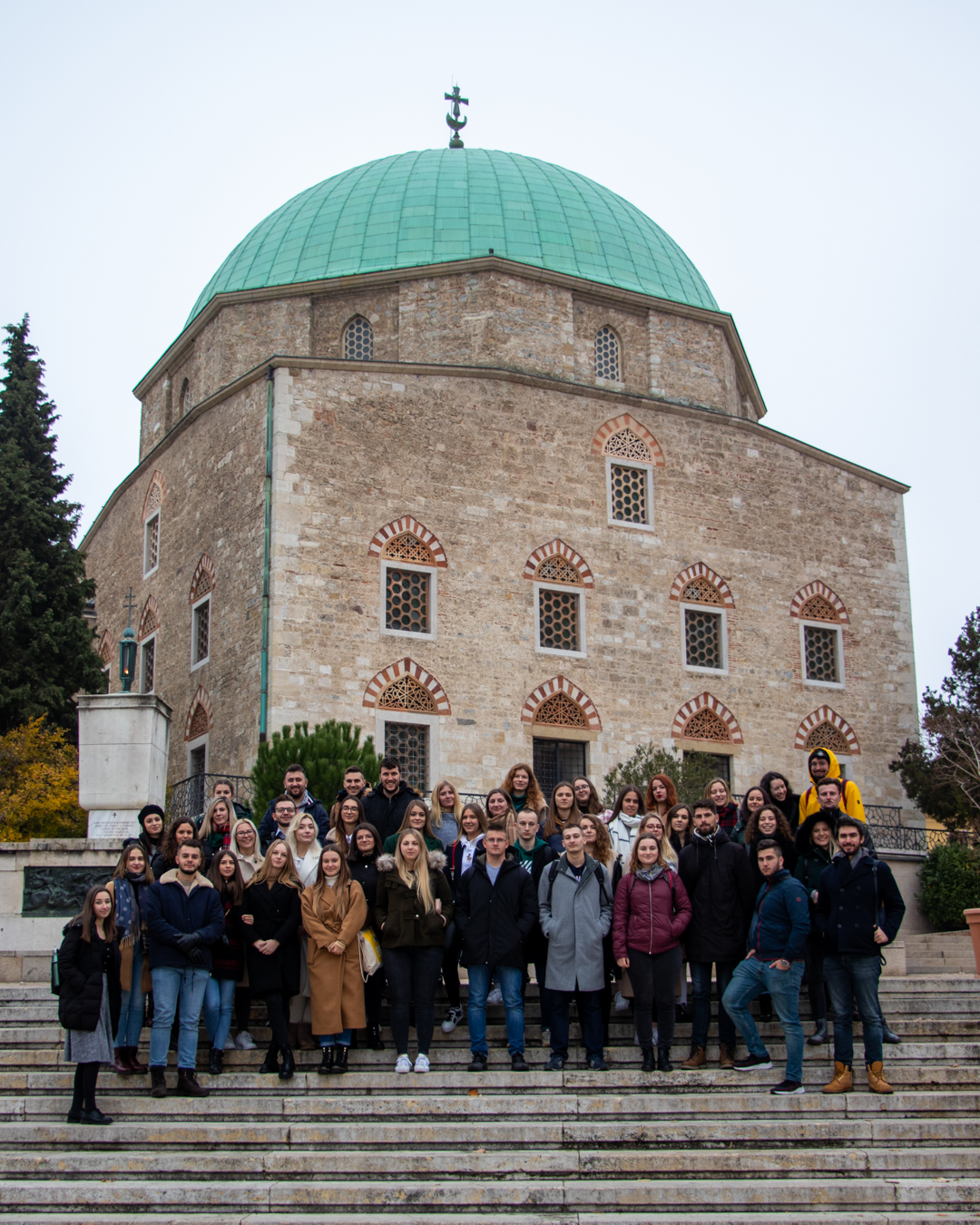 Tragovima Nikole Šubića Zrinskog Tragovima Nikole Šubića Zrinskog odveli su nas u Mađarsku